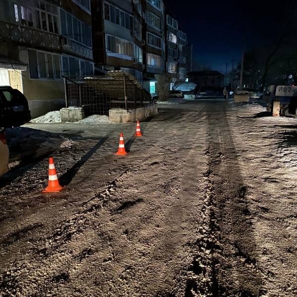 Водитель, сбивший школьницу в Лесозаводске, объявлен в розыск УМВД России по Приморскому краю