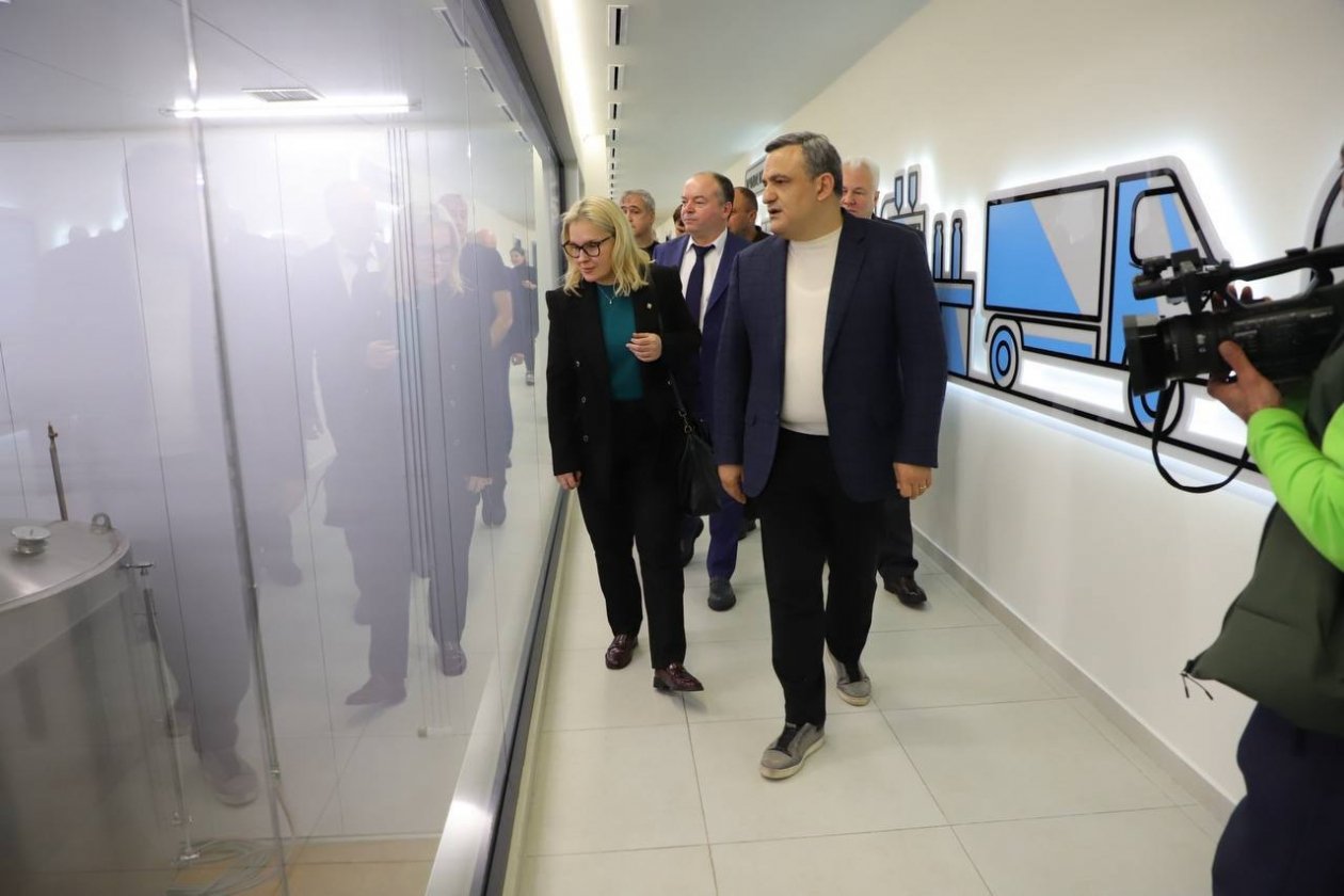 Делегация Пятигорска в Армении налаживает поставки и поздравляет ветеранов телеграм-канал (18+) Дмитрия Ворошилова