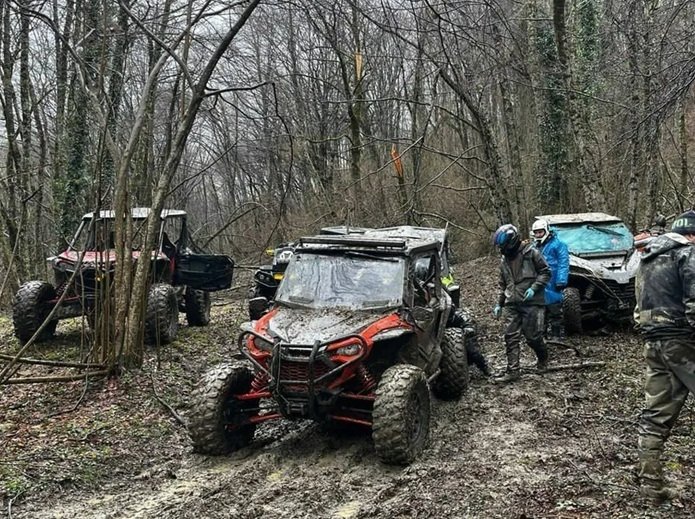 В Сочи сорвали заезд внедорожников по нацпарку t.me/npsochi_official