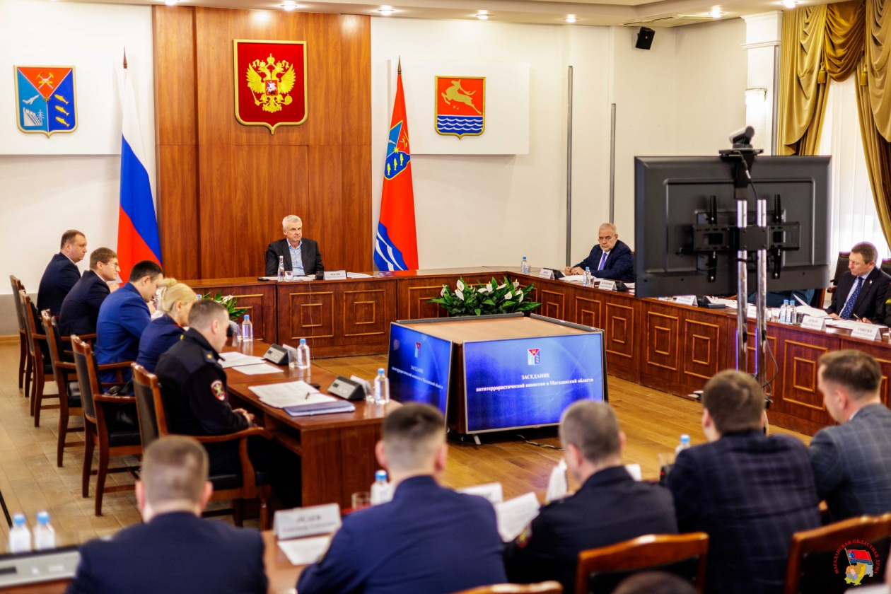 Андрей Зыков принял участие в заседании антитеррористической комиссии на Колыме Источник