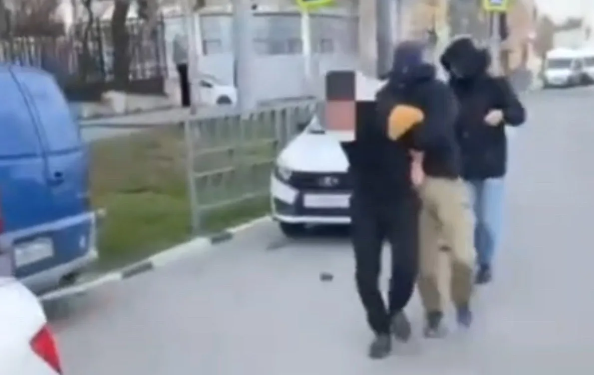 ФСБ задержали мужчину на Кубани за попытку теракта на военном самолете t.me/rian_ru