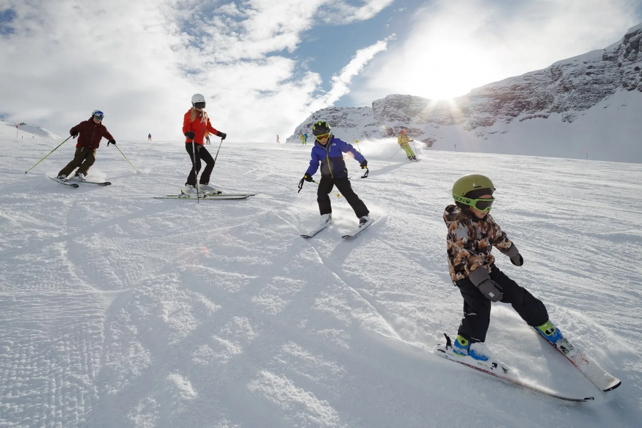 За три месяца до Нового года организовали около 75% горнолыжных туров Пресс-служба АИРИС