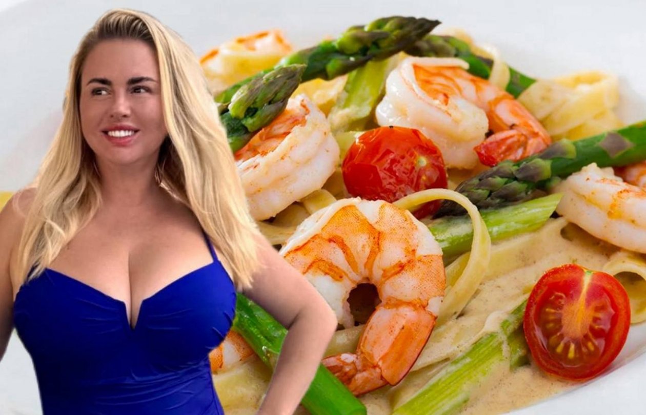 Анна Семенович коллаж сгенерирован ИА UssurMedia на основе соцсетей Анны Семенович