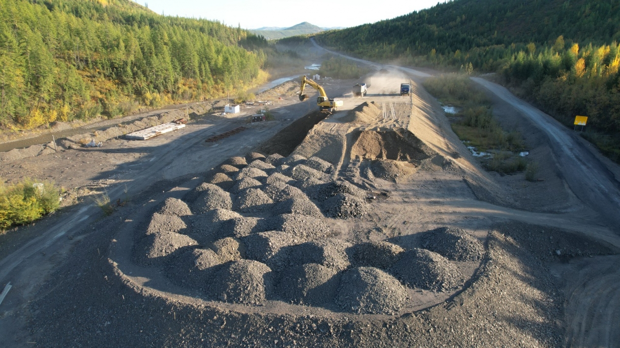 Магаданская область в 2026 году реализует новые этапы дорожных работ Источник