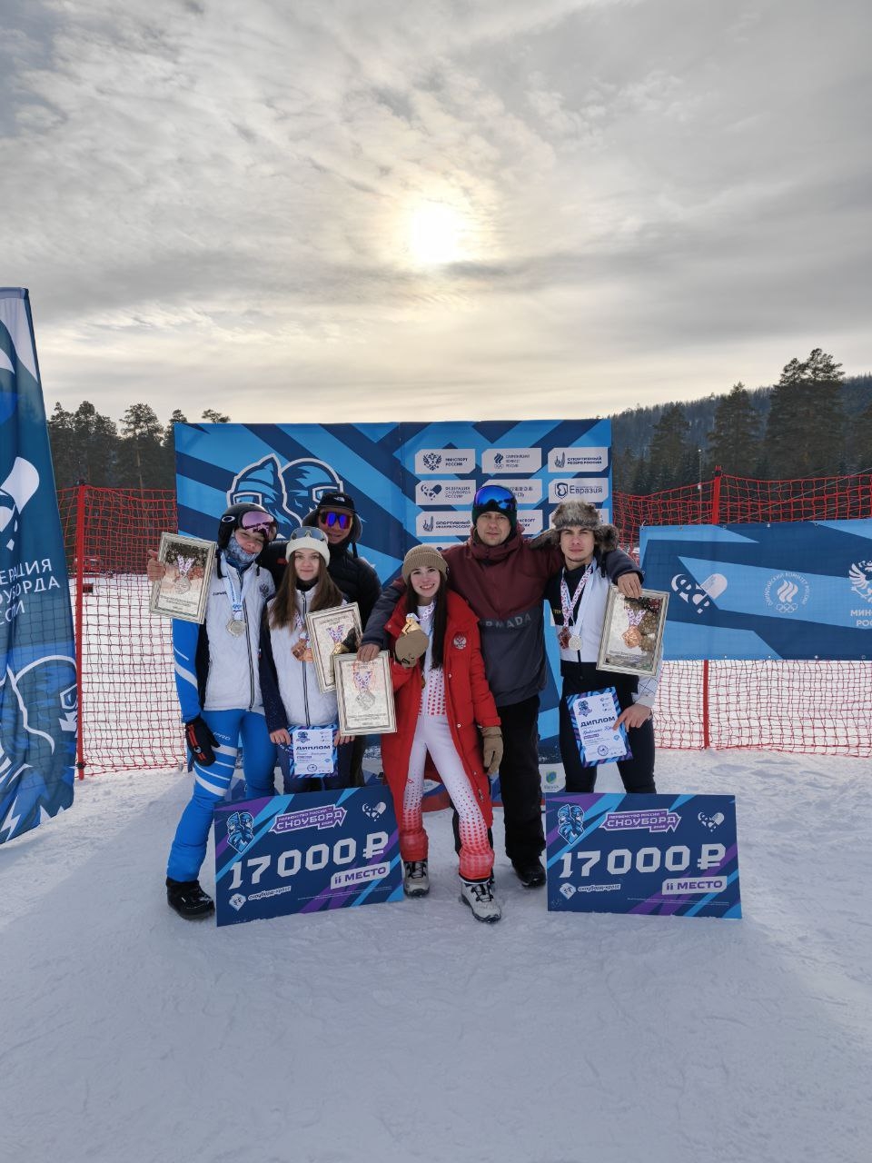 Магаданский сноуборд-кросс: полный комплект медалей и впечатляющие результаты! Источник