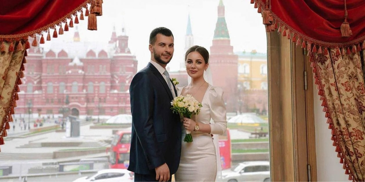 Пара https://www.mos.ru