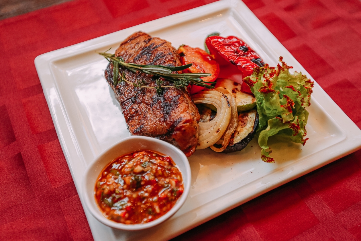 Ресторанные блюда ИА PrimaMedia