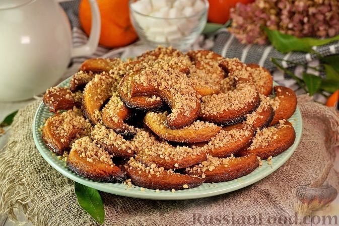Медомакарона: это греческое печенье рассыпается и тает во рту. С поджаренными орешками, под медовым сиропом russianfood.com
