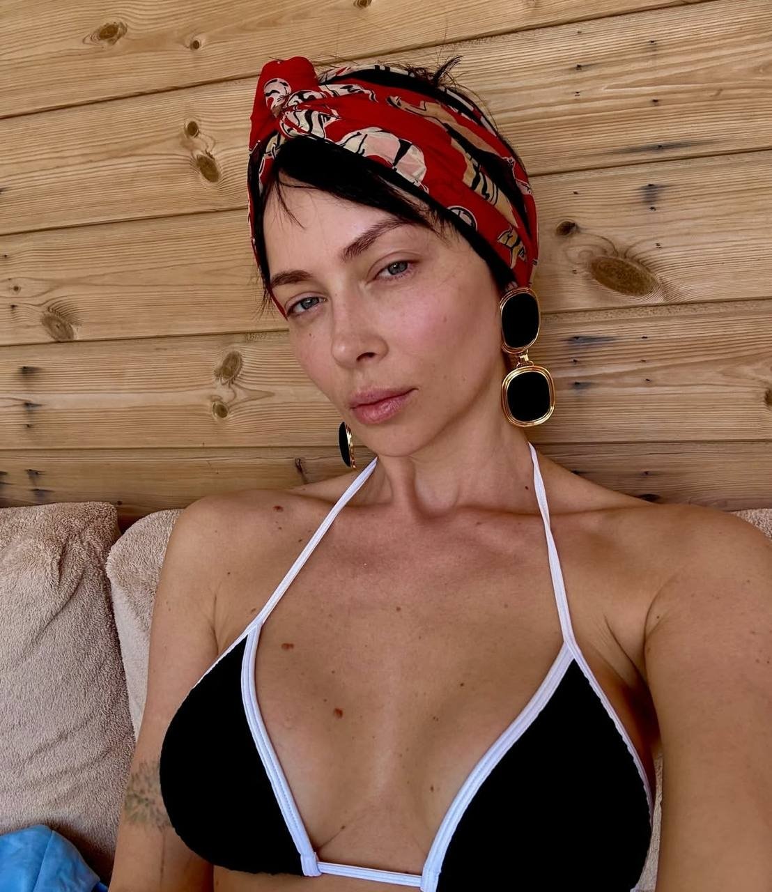 соцсети Настасьи Самбурской