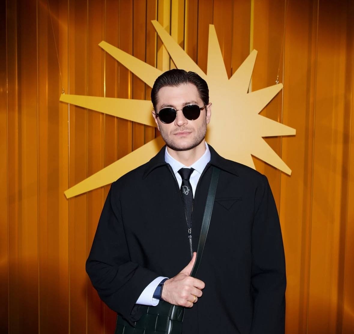 соцсети Давида Манукяна