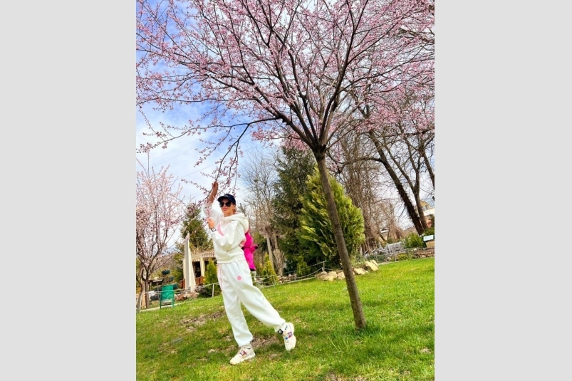 Актриса часто говорит о любви к Крыму Соцсети Эвелины Бледанс