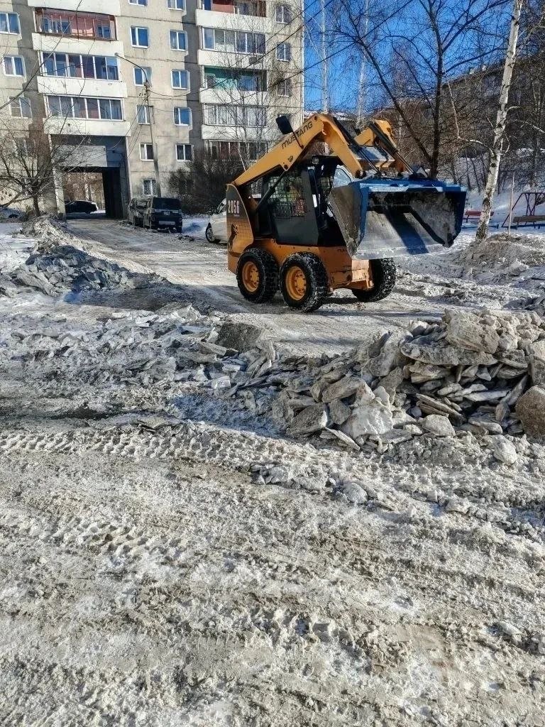Почти 100 предупреждений вынесли УК за наледь и снег во дворах Иркутска Пресс-служба администрации города