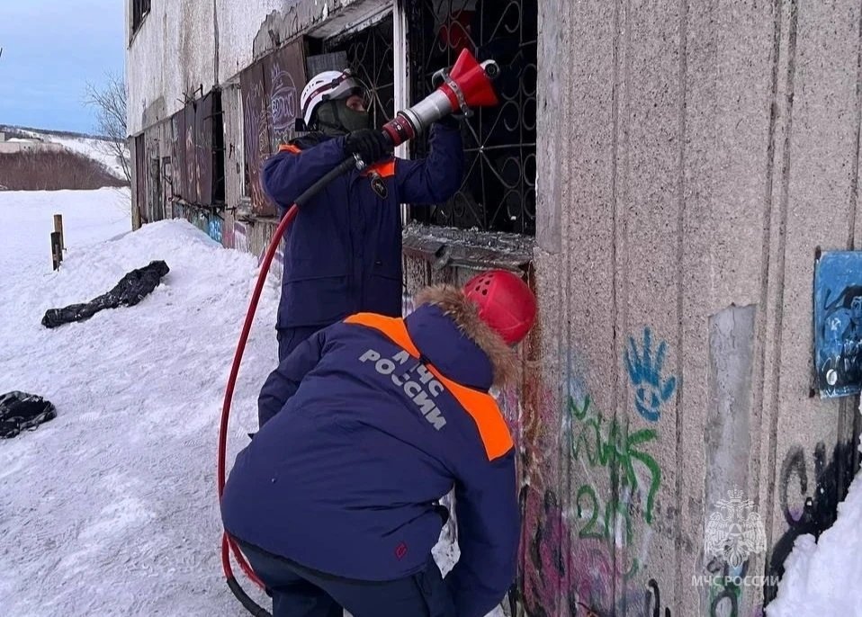 Фото с места событий ГУ МЧС России по Камчатскому краю