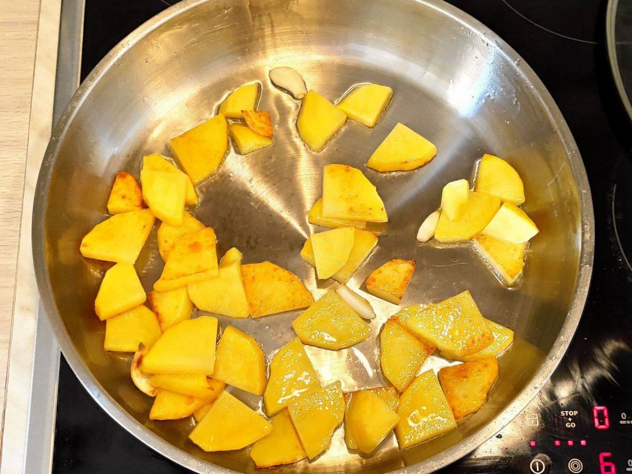 За 7 минут - как солить картошку при варке и жарке: не разваривается, не прилипает ИА KrasnodarMedia