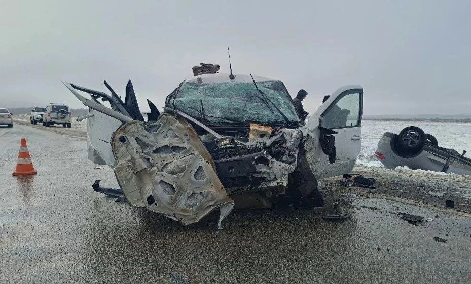 Три человека погибли, двое в больнице после ДТП на Ставрополье пресс-служба Госавтоинспекции Ставропольского края