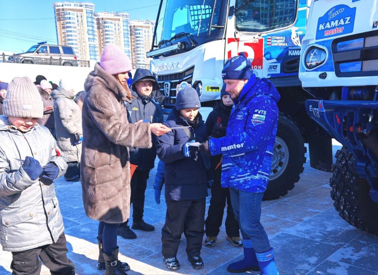 Экипажи &quotКамАЗ-мастер&quot участвуют в гонках на Амуре в четвертый раз Юлия Ожегова, ИА PriamurMedia