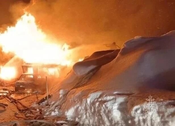 Фото с места событий ГУ МЧС России по Камчатскому краю