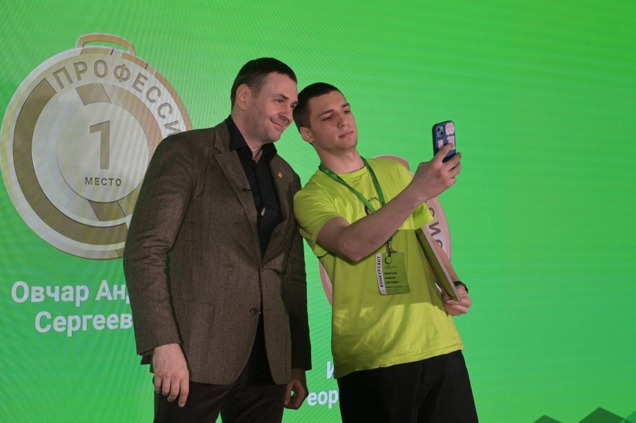 Более 2500 молодых специалистов в Хабаровском крае участвуют в движении &quotПрофессионалы&quot Вячеслав Реутов