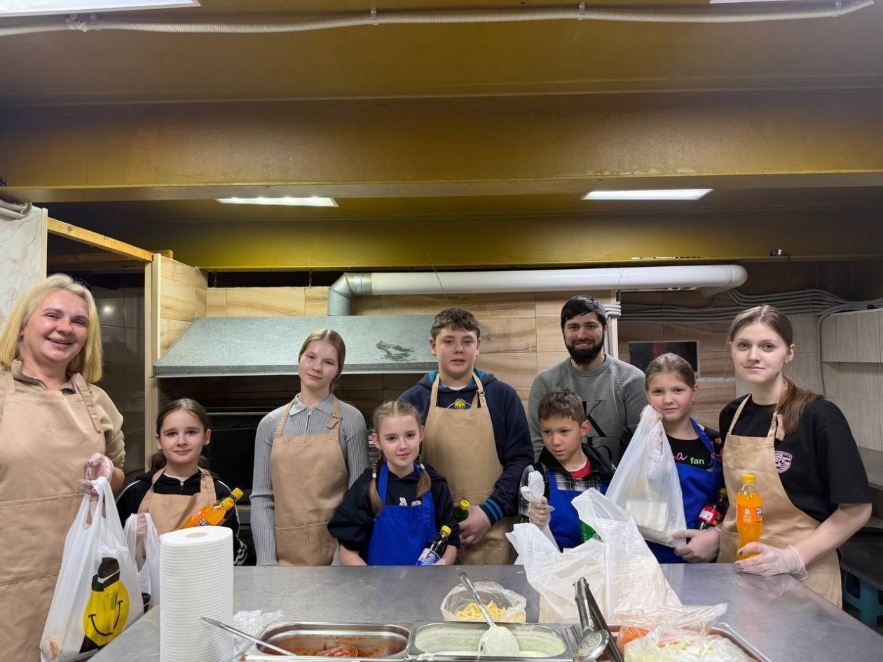 Секреты идеальной шаурмы раскрыли детям в Магадане ИА MagadanMedia