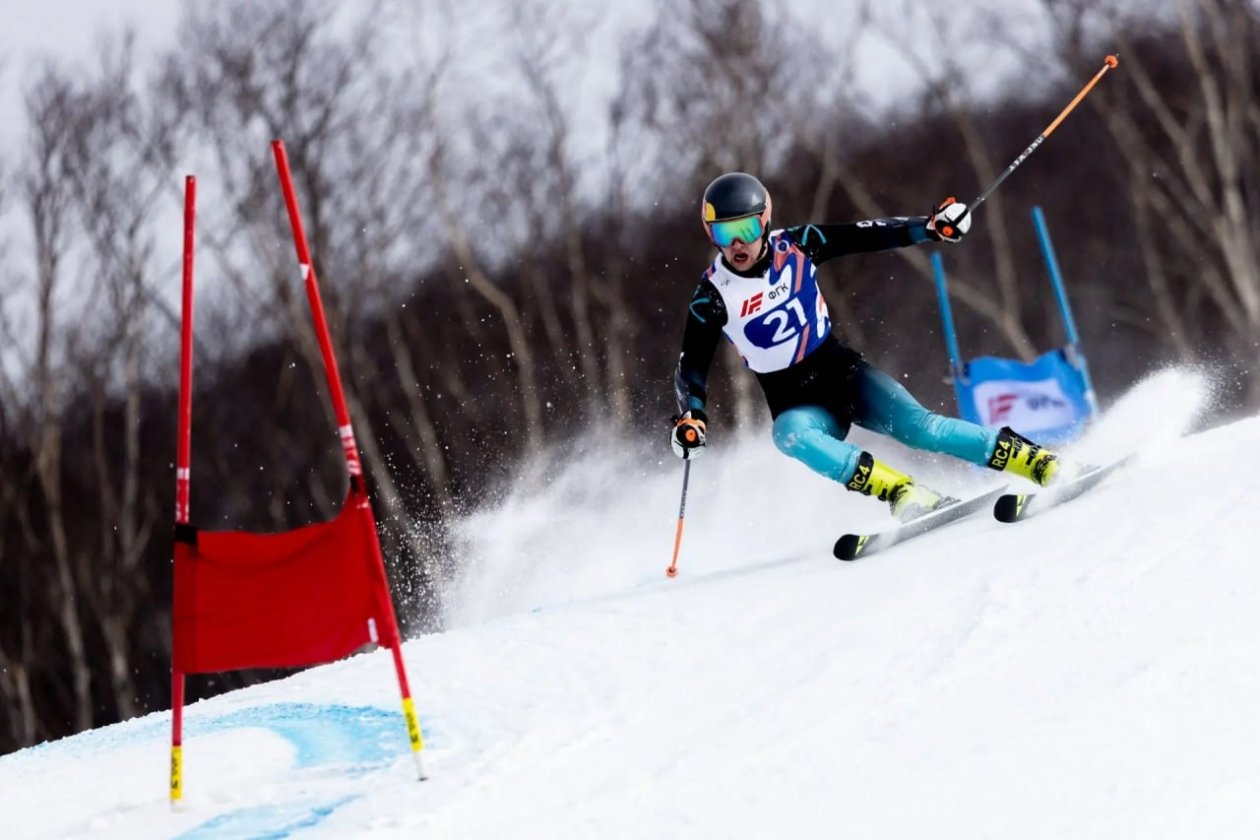 Седьмой этап Кубка России по горнолыжному спорту в Южно-Сахалинске. Слалом-гигант пресс-служба министерства спорта Сахалинской области