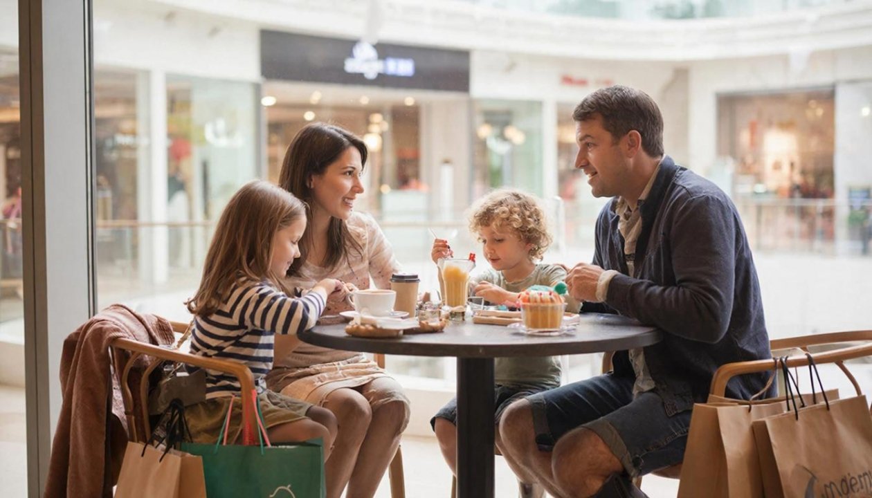 Тематическое фото ИИ GigaChat (18+)