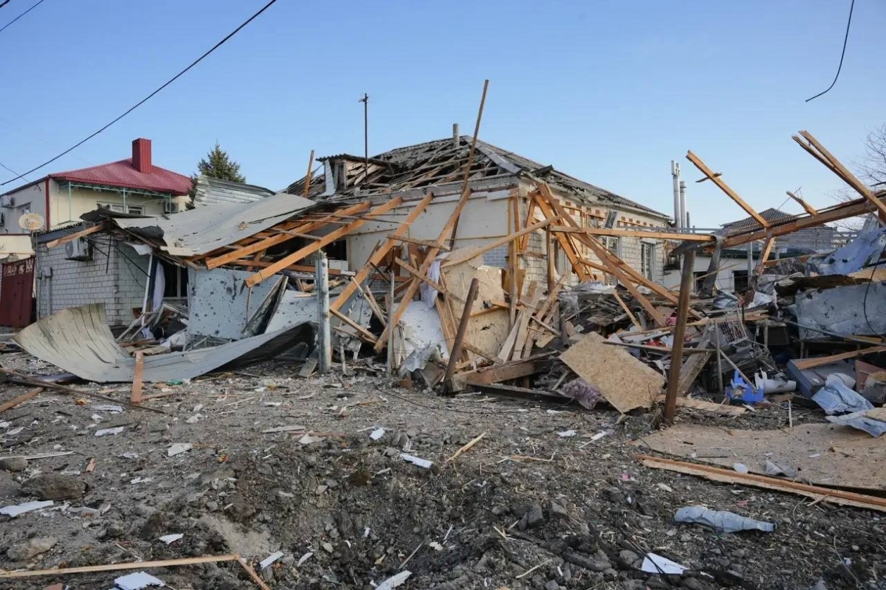 Более 100 домов пострадало при ночной атаке беспилотников в Новороссийске t.me/kravchenko_glava_nvrsk