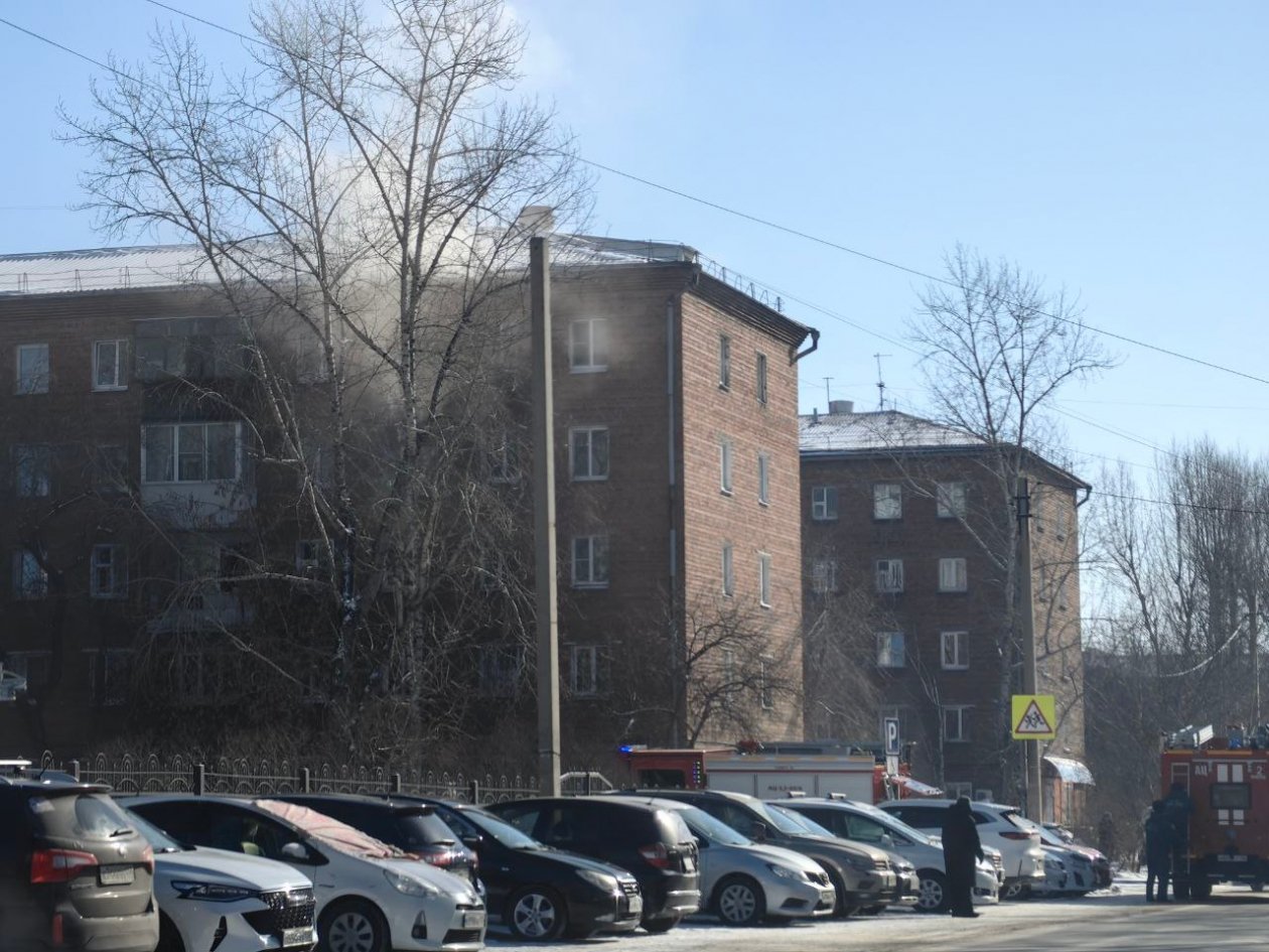 Пожар ликвидировали на Карла Либкнехта в Иркутске ИА IrkutskMedia