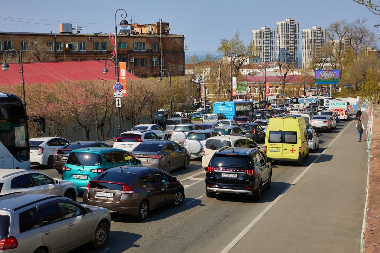 Автомобильные пробки, автомобили, затор,пробка Дмитрий Осипчук, ИА PrimaMedia.ru