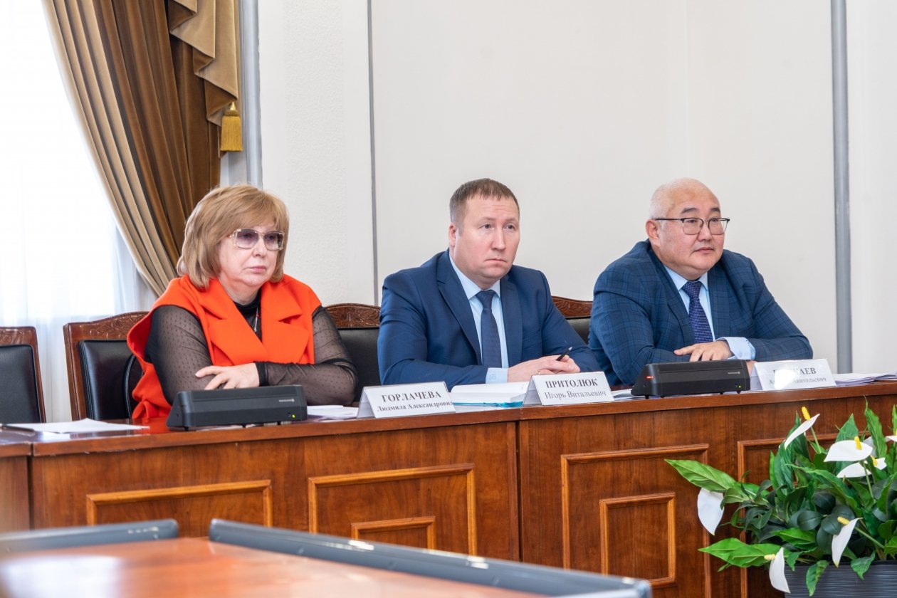 Правительство Магаданской области