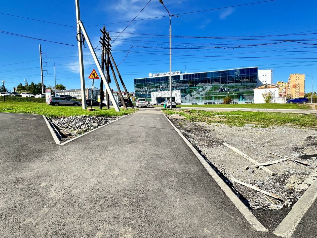 В округах №12 и №14 депутатов думы Иркутска пройдет благоустройство двора и ремонт дороги Пресс-служба Думы города