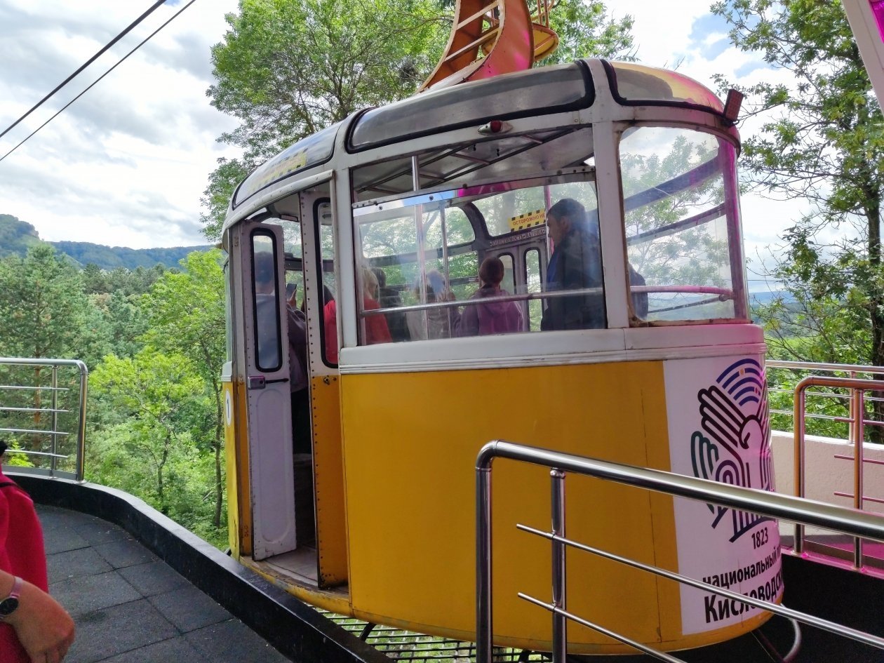 Из-за снега и сильного ветра закрыли канатную дорогу в Кисловодске ИА Stavropol.Media