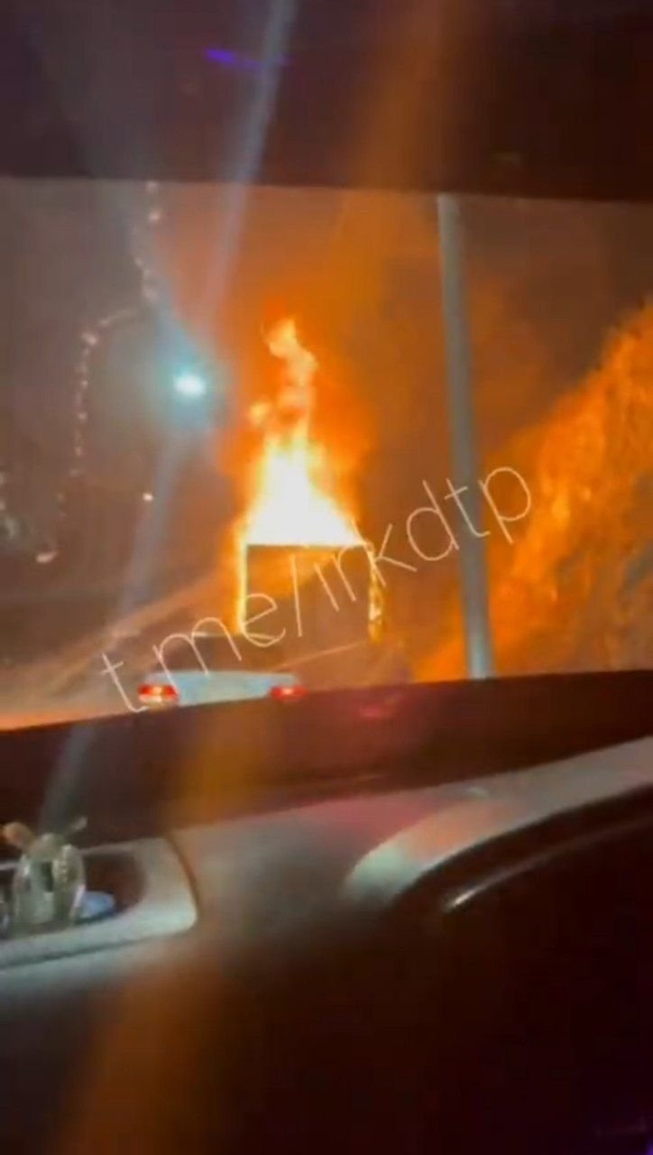 Фура загорелась тг-канал (18+) &quotДТП 38RUS&quot