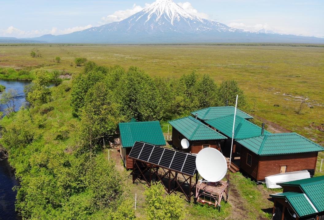 Солнечные панели на кордоне Кроноцкого заповедника пресс-служба Кроноцкого заповедника