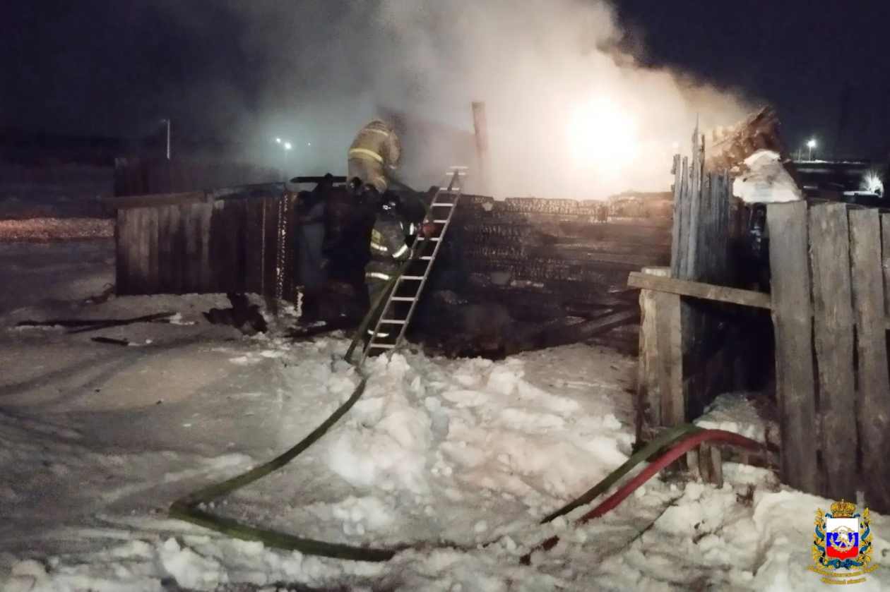 Баня вспыхнула сегодня утром в Заларинском районе Пресс-служба пожарно-спасательной службы Иркутской области