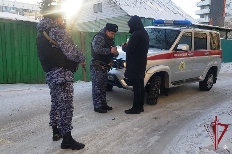 Росгвардейцы в Улан-Удэ поймали 18-летнего студента с наркотиками Росгвардия по Бурятии