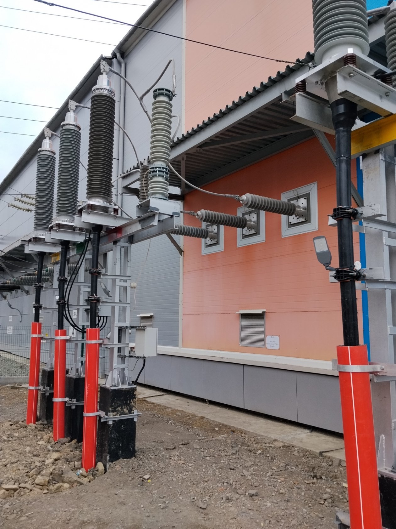 ДРСК поставила под напряжение стратегически важную для Владивостока кабельную линию пресс-служба ДРСК