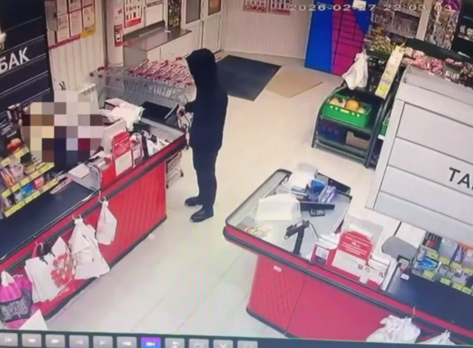 Грабителя, напавшего с пистолетом на продавца магазина, задержали в Минводах Полиция Ставрополья