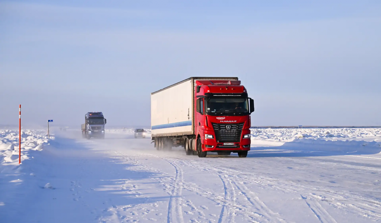 Ледовые переправы Якутии начнут закрываться с 15 апреля Минтранспорта Якутии