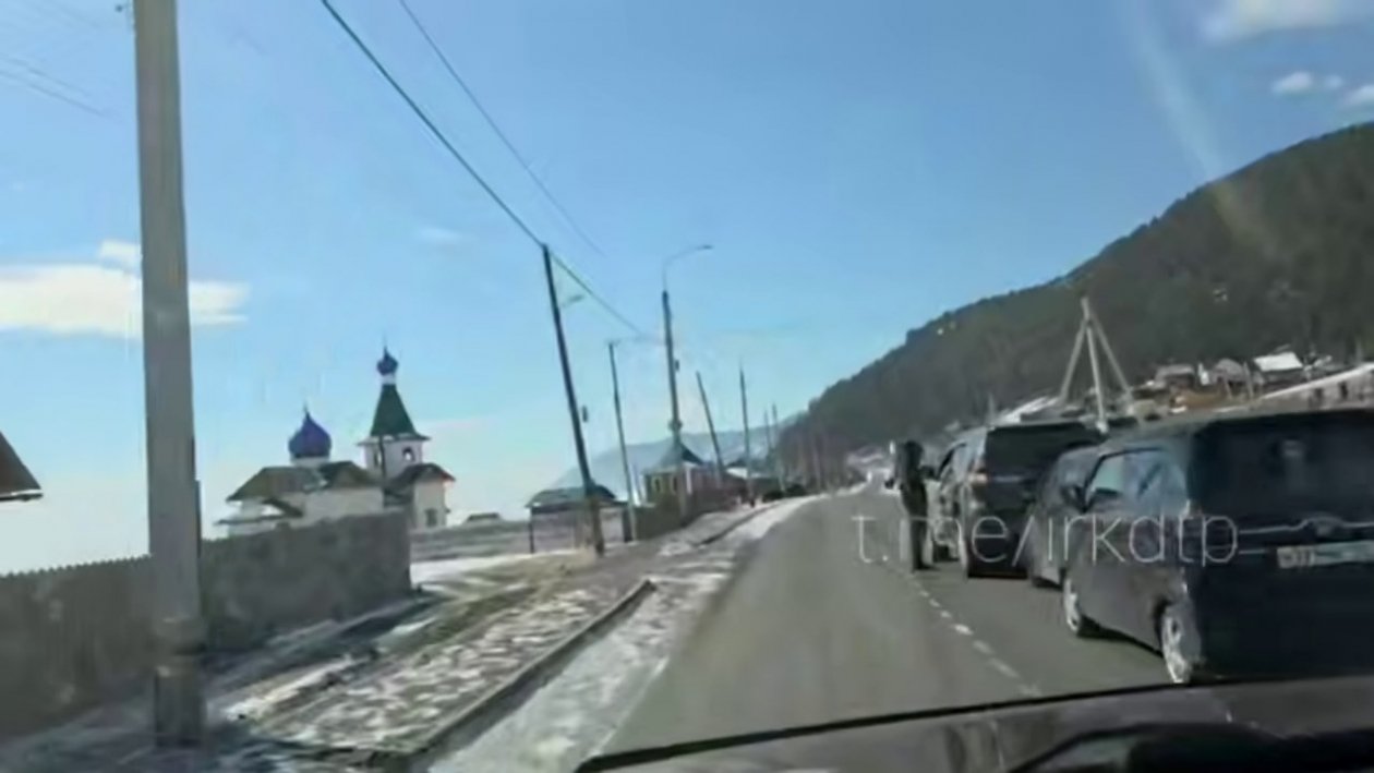 Три автомобиля столкнулись в поселке Большое Голоустное Тг-канал &quotДТП38&quot (18+)