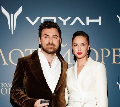 Петр Дранга и Агата Муцениеце соцсети актрисы