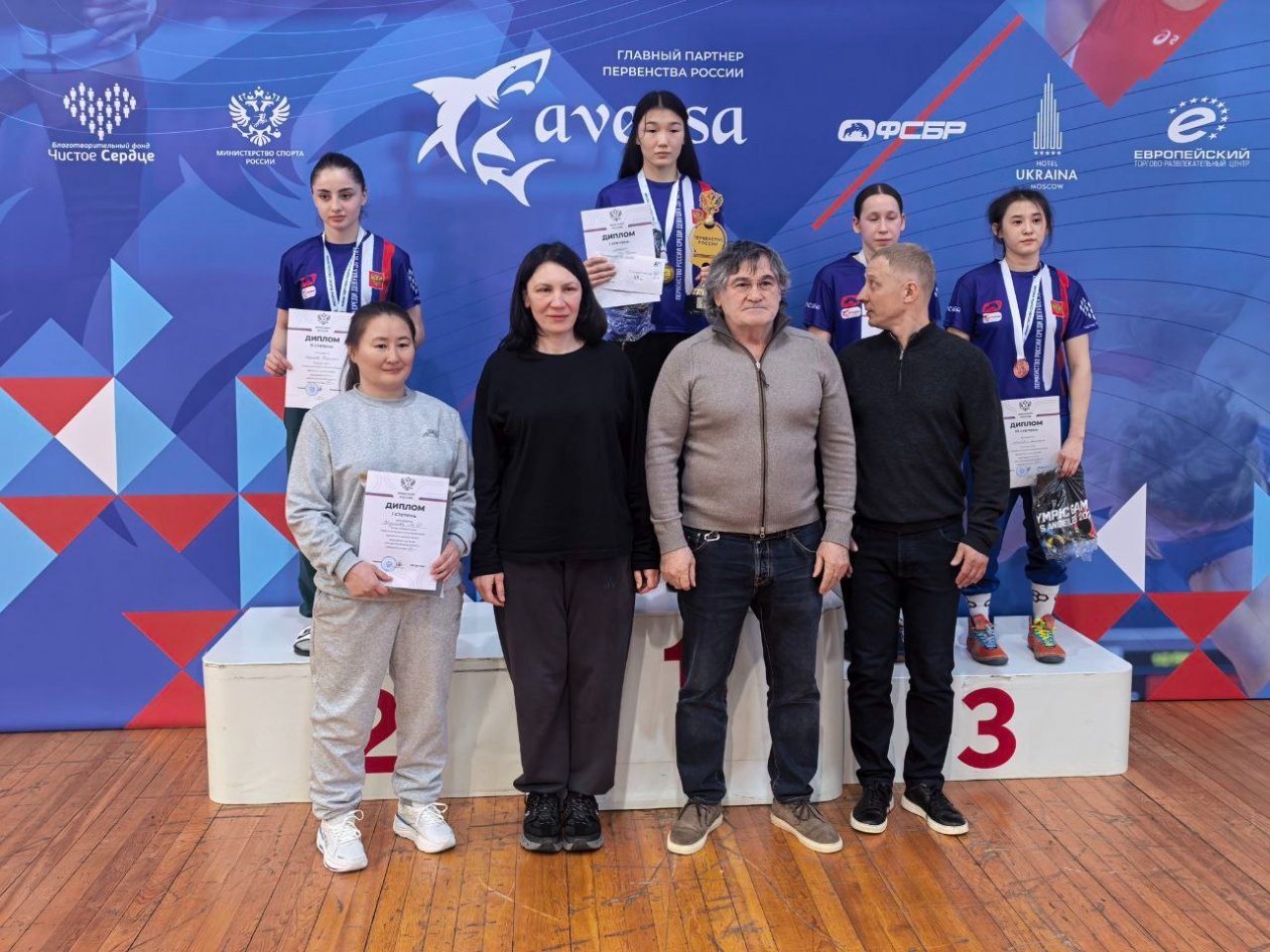 Спортсменка из Бурятии выиграла первенство России по борьбе федерация спортивной борьбы РФ