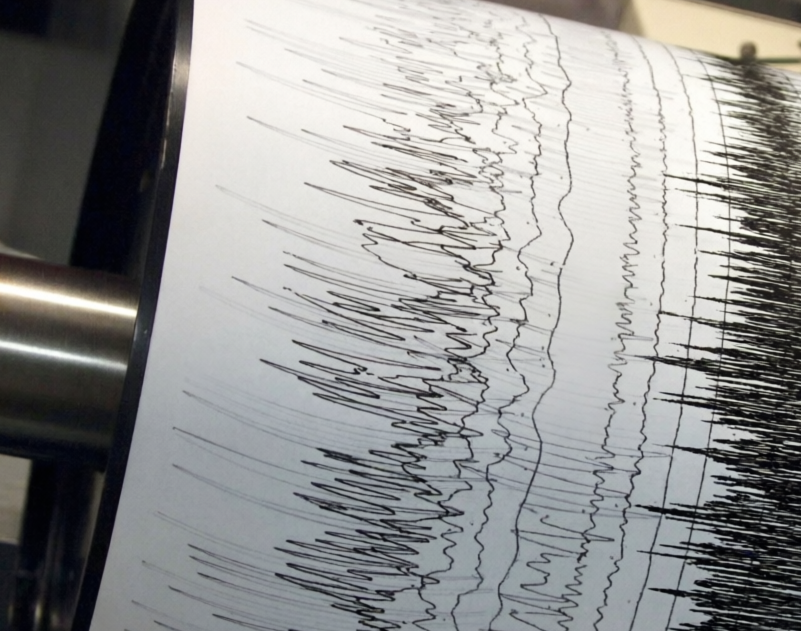 Ученый объяснил причину частых землетрясений в районе Сочи Сгенерировано при помощи qwen.ai