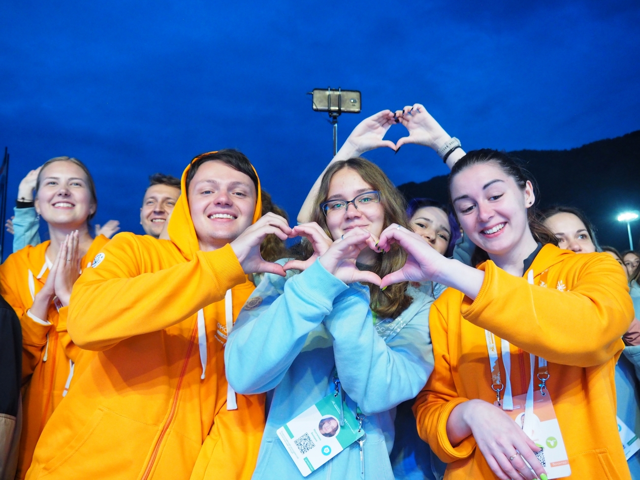 Торжественная церемония открытия Второго Всероссийского молодежного экологического форума &quotЭкосистема. Заповедный край&quot Елена Поддубная, ИА KamchatkaMedia