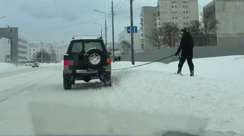 С места происшествия УМВД России по Магаданской области