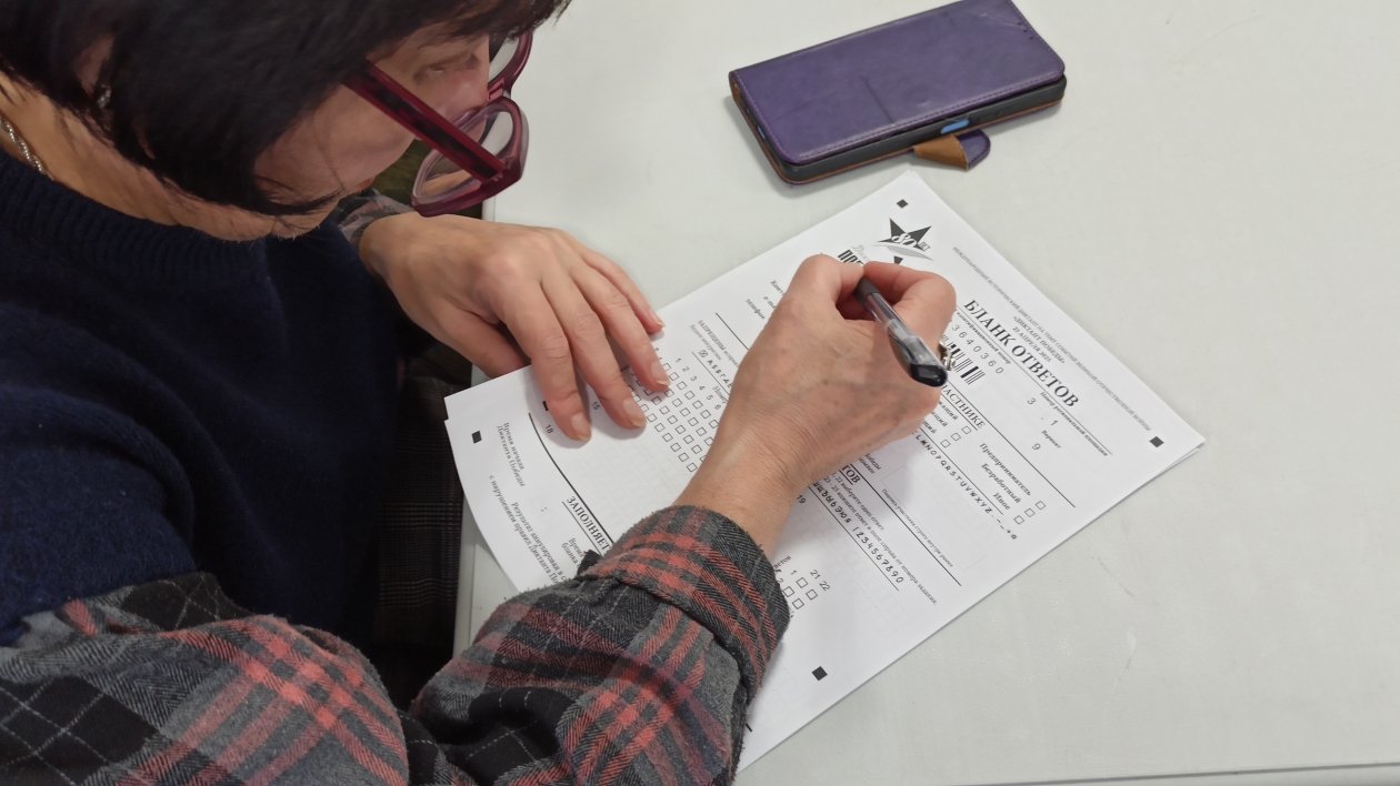 Диктант Вячеслав Бадмаев, ИА UlanMedia