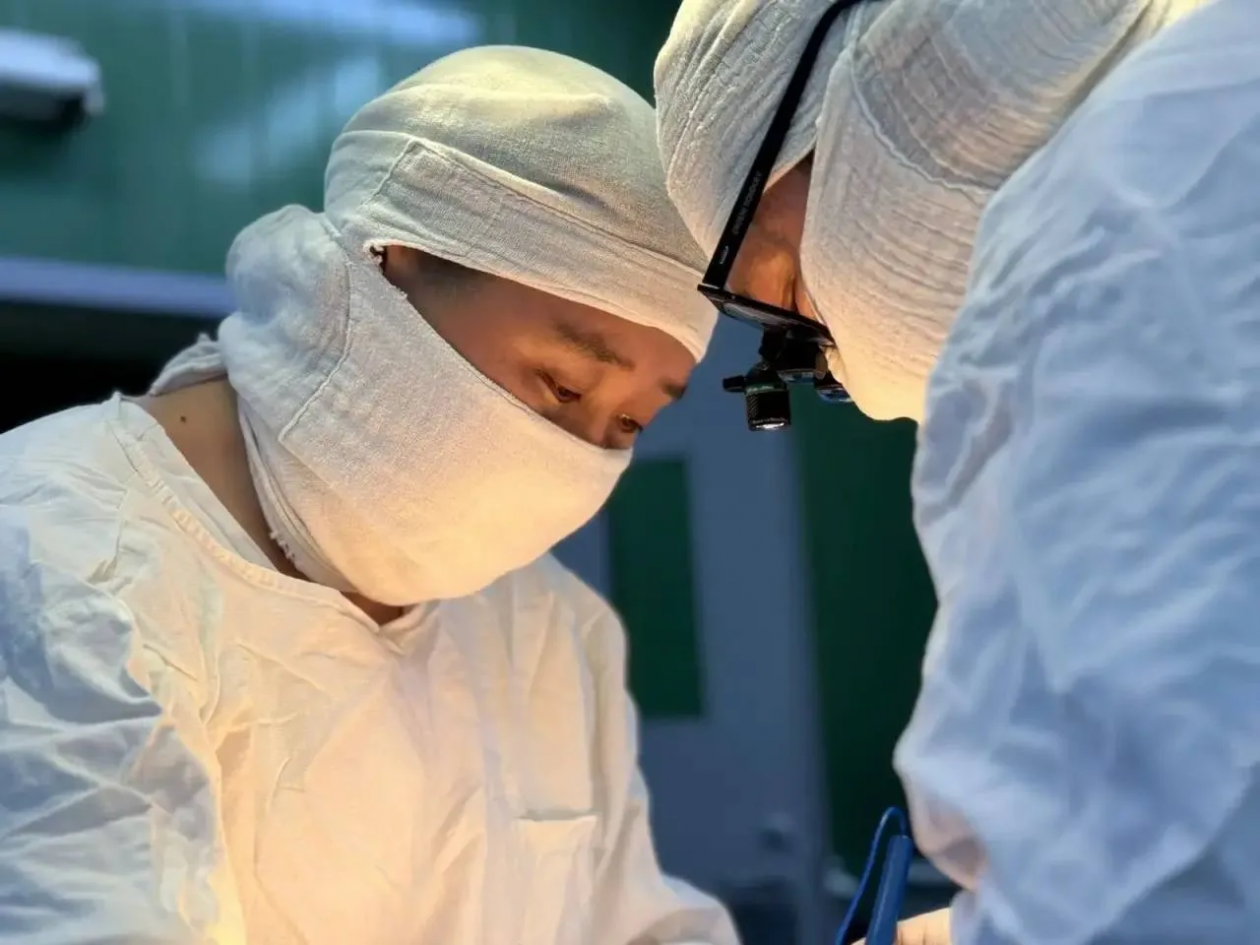 За несколько недель в Улан-Удэ зафиксированы два редких случая кишечной непроходимости из-за хурмы РКБ имени Семашко