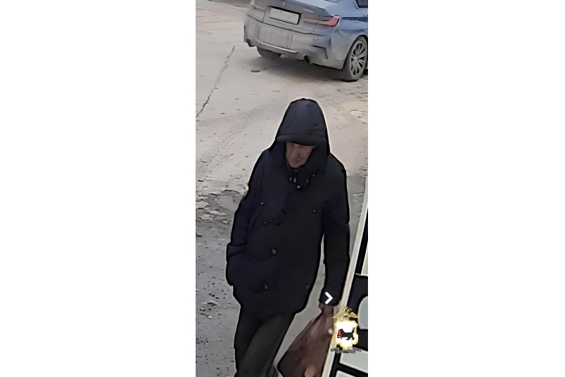 В Иркутске разыскивают укравшего на фудкорте телефон мужчину ГУ МВД России по региону