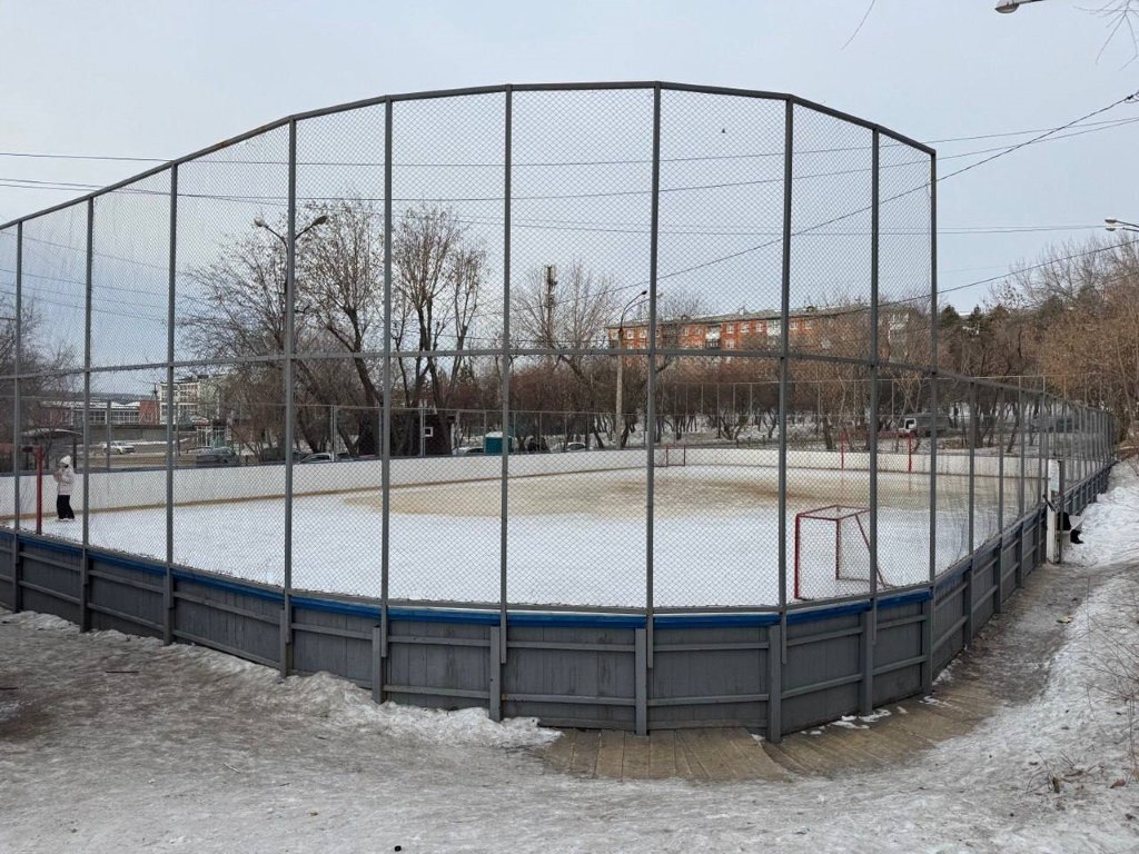 Депутат думы Иркутска и мэрия решают вопрос реконструкции корта на бульваре Постышева Пресс-служба думы Иркутска