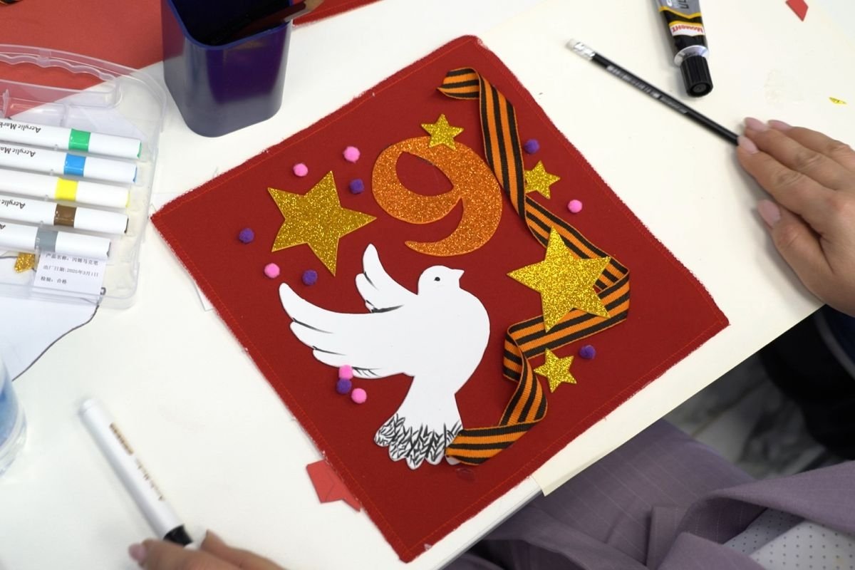 Лоскут для знамени Победы Пресс-служба отделения партии &quotЕДИНАЯ РОССИЯ&quot по Камчатскому краю