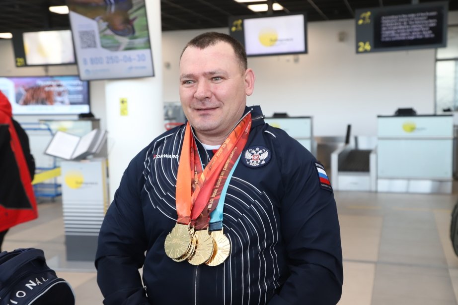 Роман Панцырев